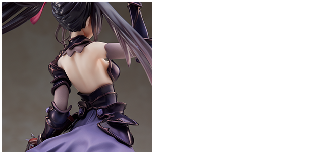 大胆な衣装と健康的な肉体美