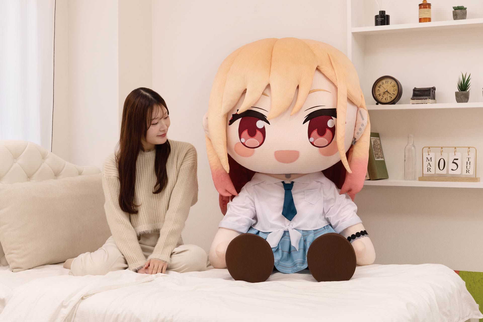 どきゅーと その着せ替え人形は恋をする 超特大ぬいぐるみ 喜多川海夢~制服ver.~