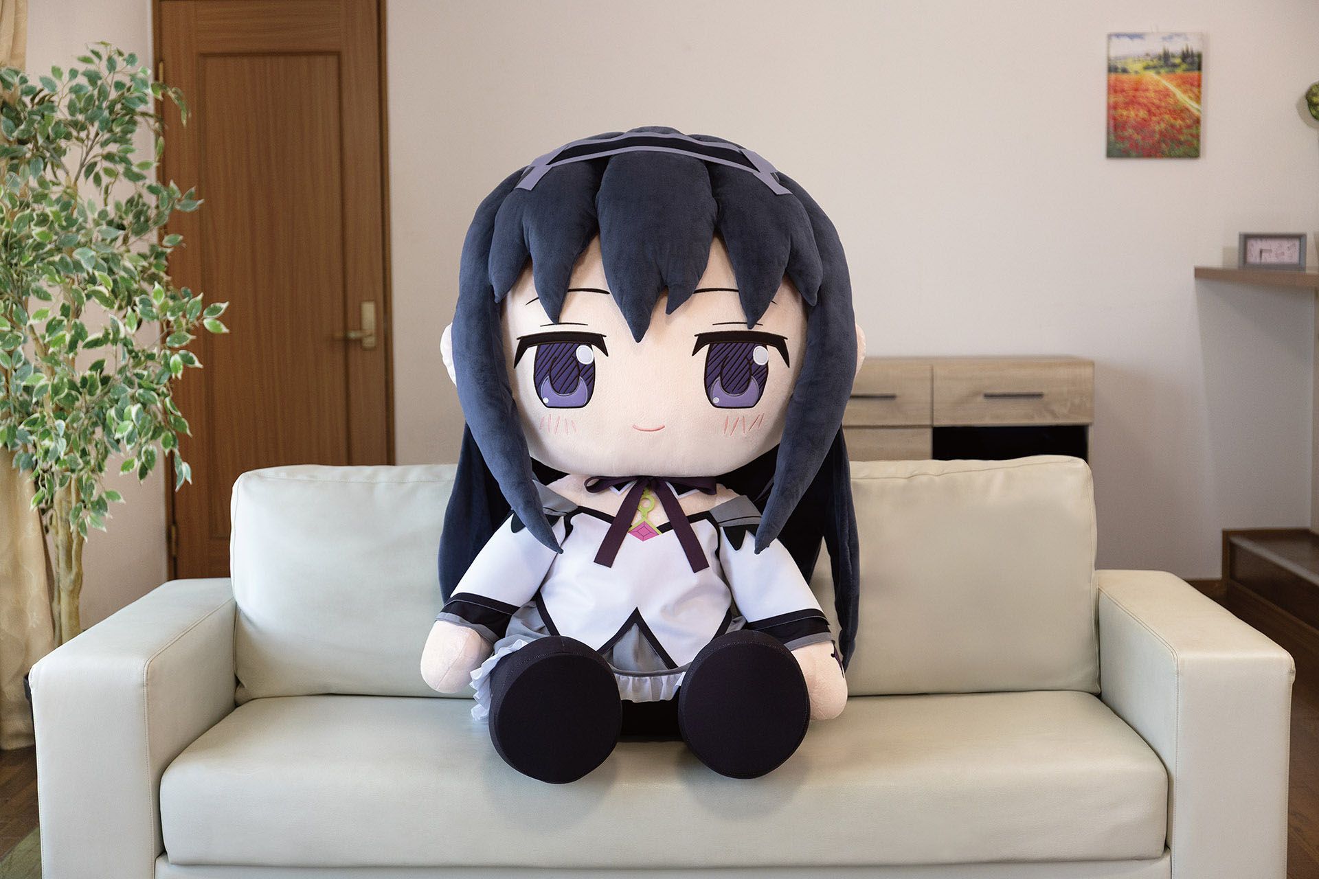 どきゅーと　劇場版 魔法少女まどか☆マギカ〈ワルプルギスの廻天〉　超特大ぬいぐるみ　暁美ほむら