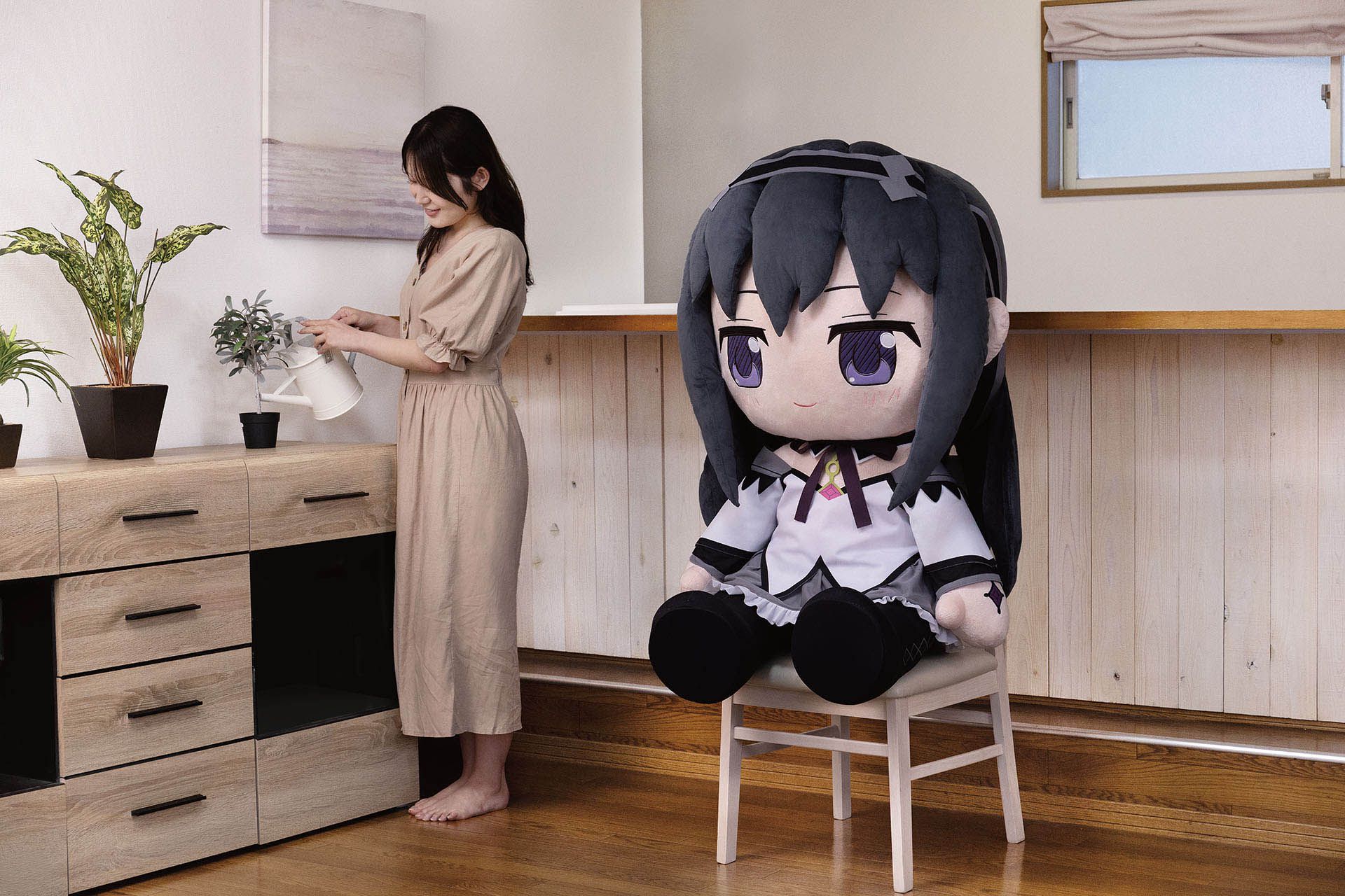 どきゅーと　劇場版 魔法少女まどか☆マギカ〈ワルプルギスの廻天〉　超特大ぬいぐるみ　暁美ほむら