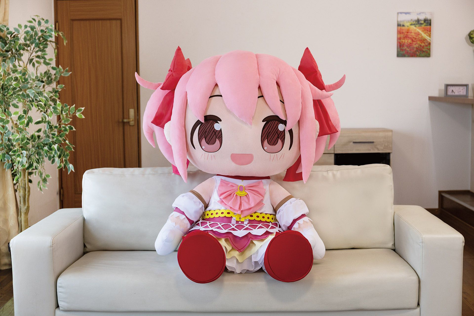 どきゅーと　劇場版 魔法少女まどか☆マギカ〈ワルプルギスの廻天〉　超特大ぬいぐるみ　鹿目まどか