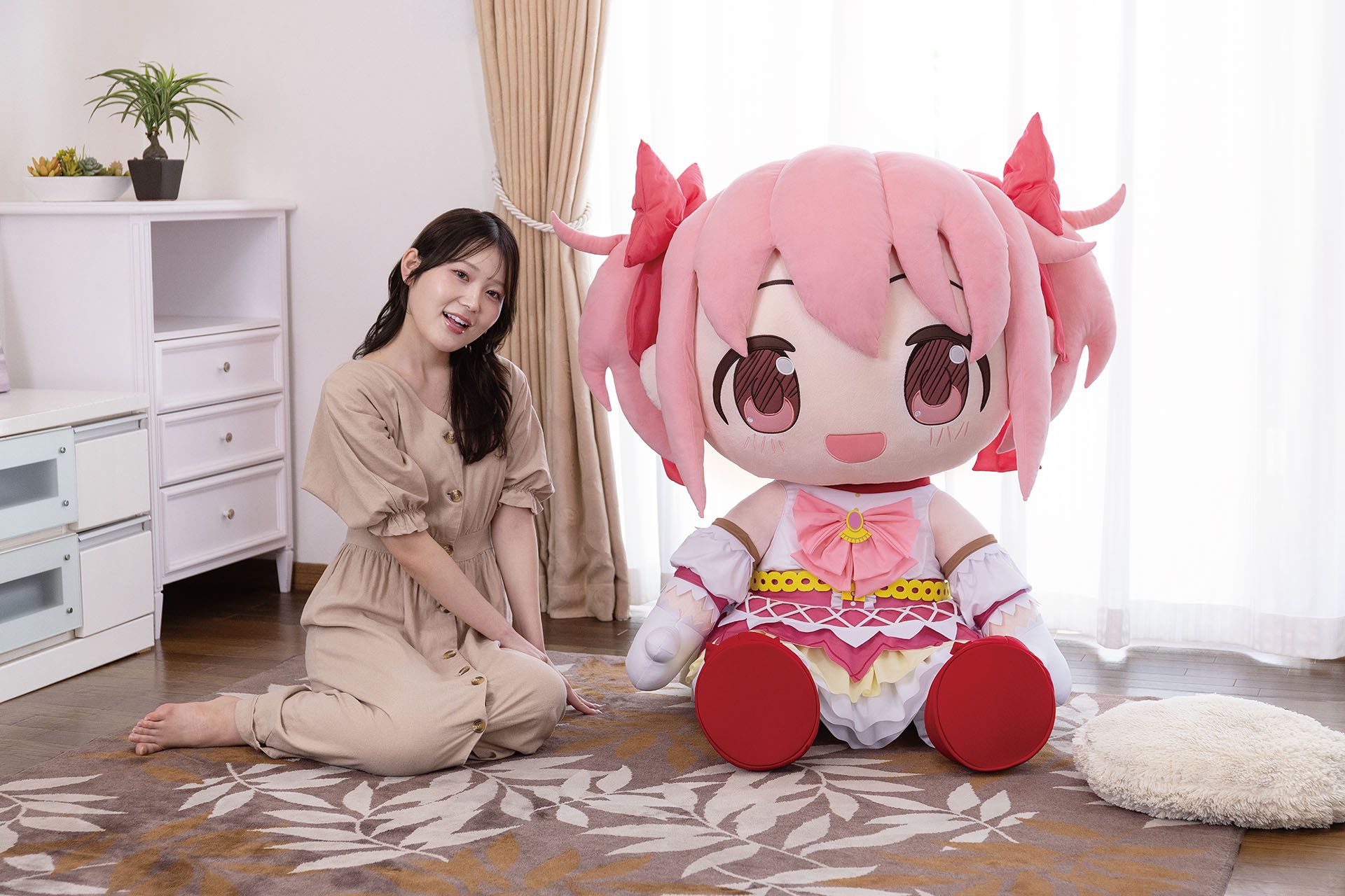 どきゅーと　劇場版 魔法少女まどか☆マギカ〈ワルプルギスの廻天〉　超特大ぬいぐるみ　鹿目まどか
